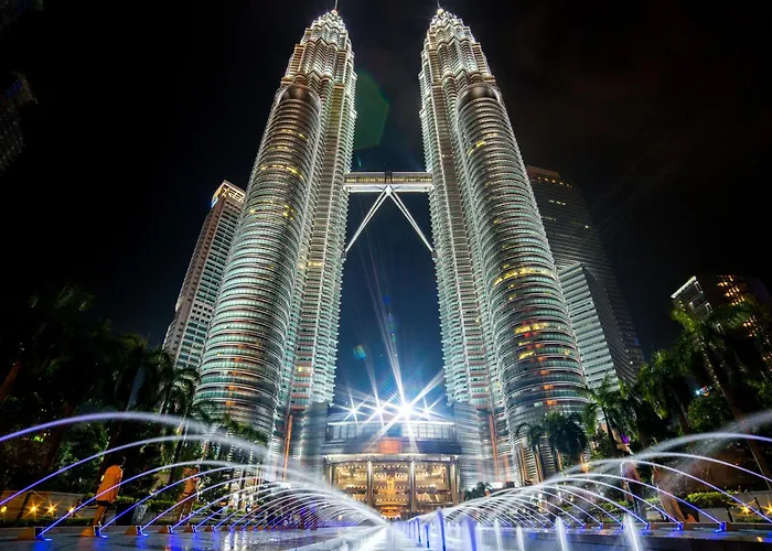 Sky Suites At Klcc By Mitstay