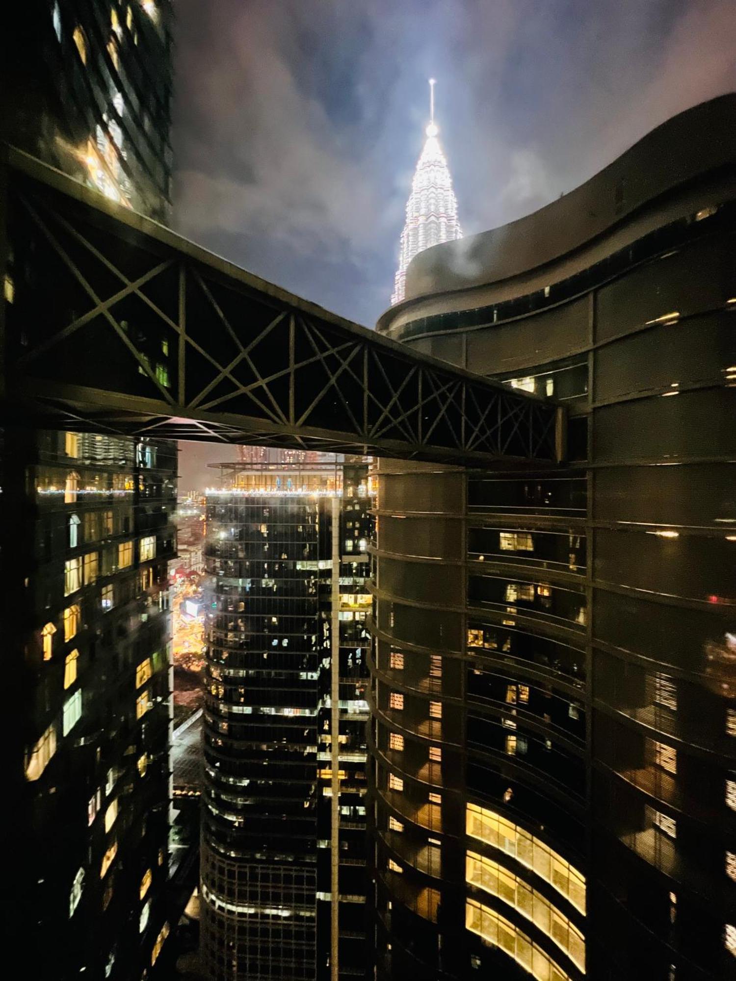 Pangsapuri Sky At Klcc By Mitstay Kuala Lumpur